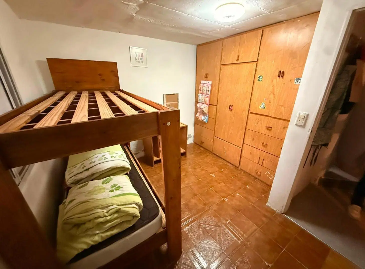 CASA 3 DORMITORIOS - COCHERA - PATIO - PTO MADRYN 4