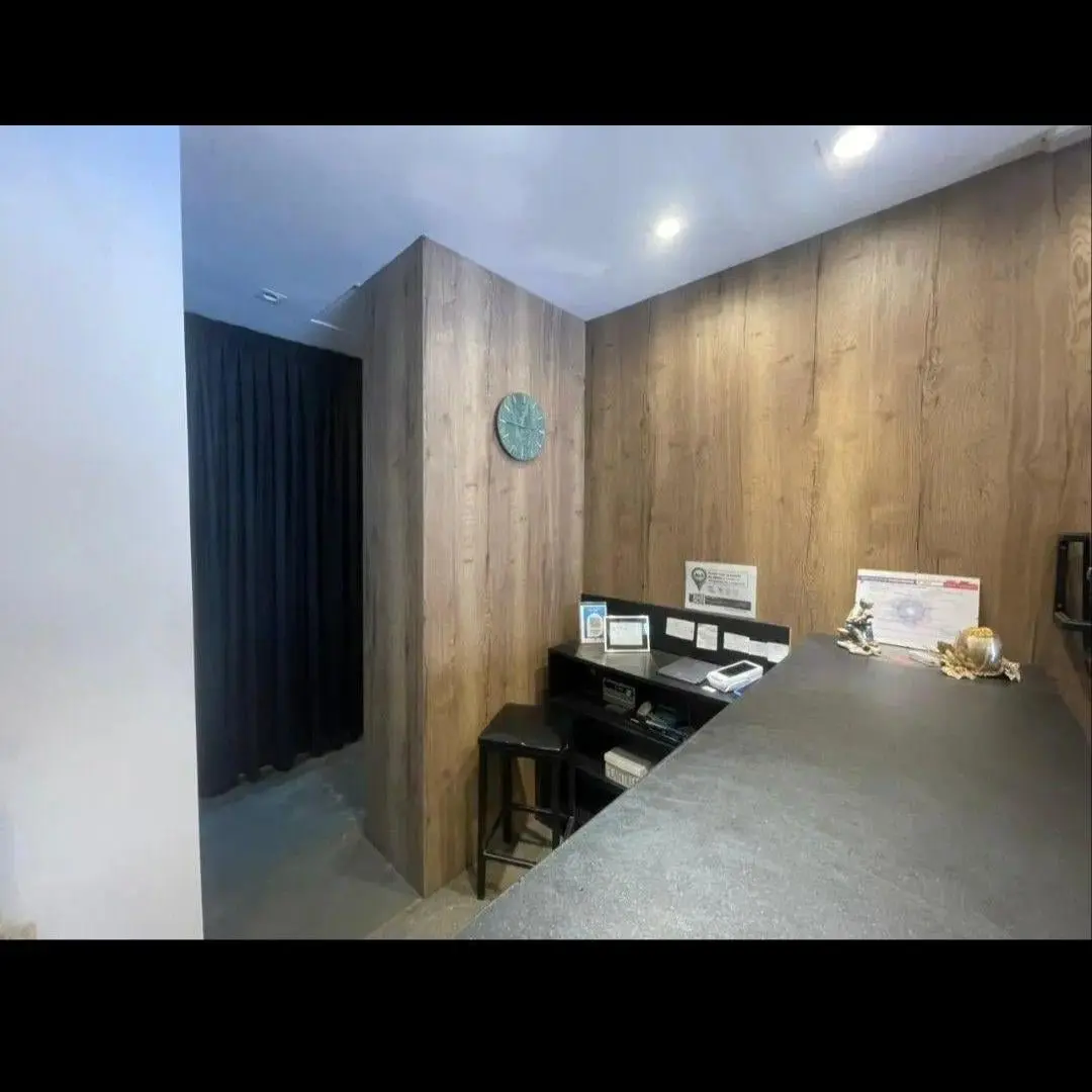 Alquilo y vendo local comercial en estado impecable 3