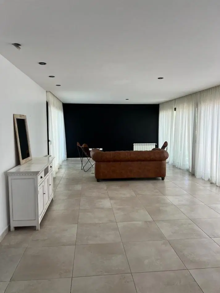 se alquila casa familiar en fincas de hudsom 8