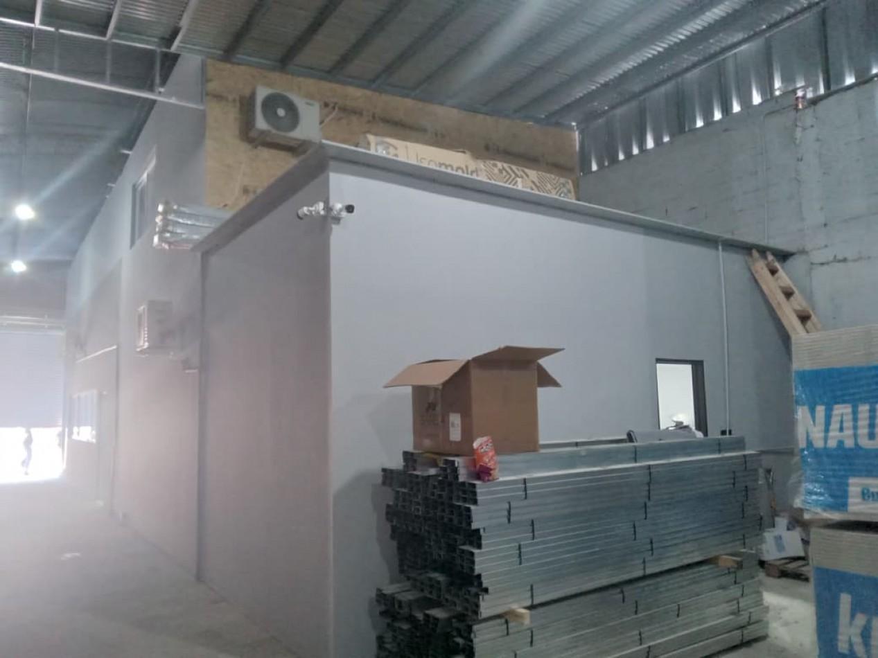 Se alquila local comercial frente a plaza San martin