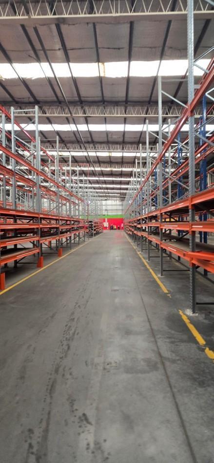 Foto de Se alquila galpon. Ideal supermercado, imagen 2