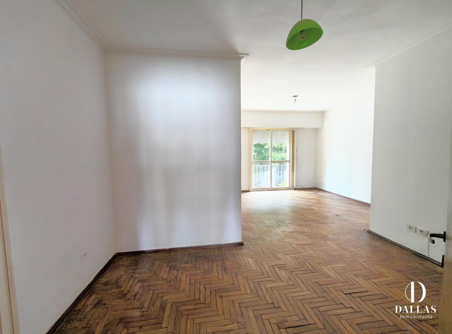 Foto de DEPARTAMENTO 3 DORMITORIOS Y PATIO EN CENTRO, imagen 4