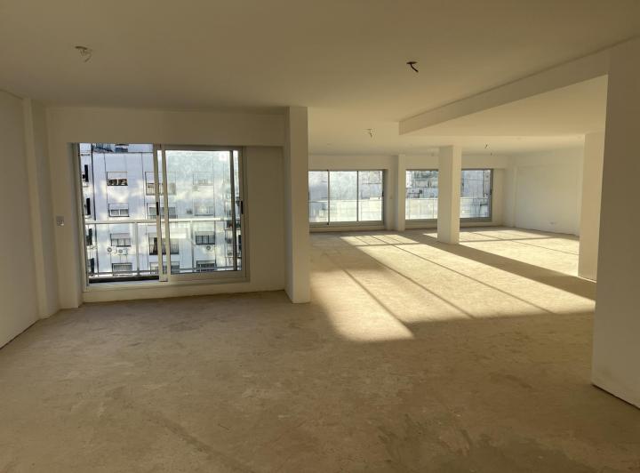 Foto de Oficina a estrenar planta libre en piso 9 – 157 m² en Recoleta, imagen 3