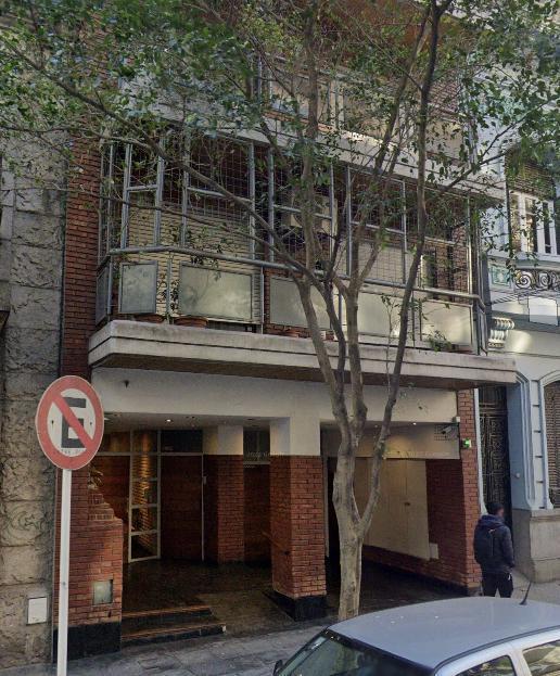 Oficina Comercial / Ideal Consultorio en Recoleta