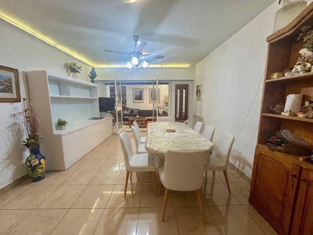 Foto de VENTA DEPTO 3 AMBIENTES EN ALMAGRO APTO CREDITO C/PATIO, imagen 2