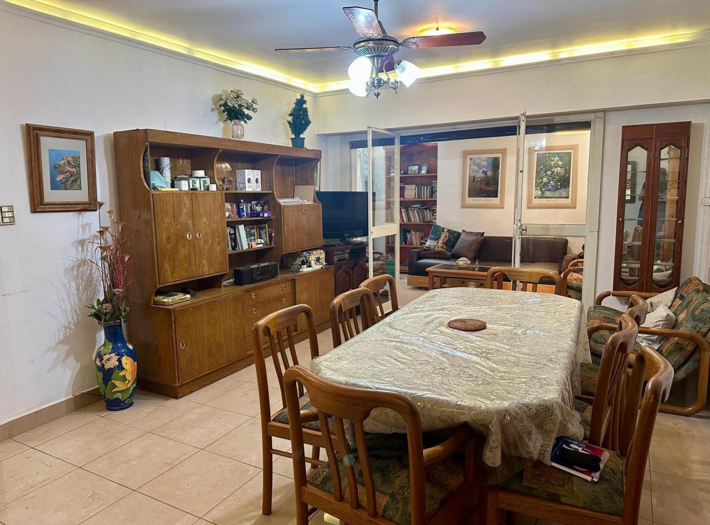 Foto de VENTA DEPTO 3 AMBIENTES EN ALMAGRO APTO CREDITO C/PATIO, imagen 3