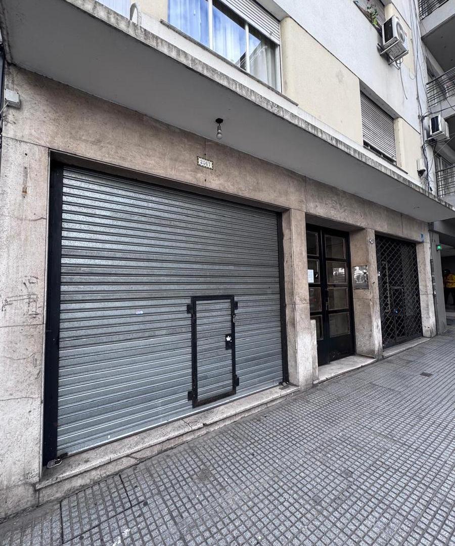 Foto de EXCELENTE LOCAL EN RECOLETA!, imagen 2