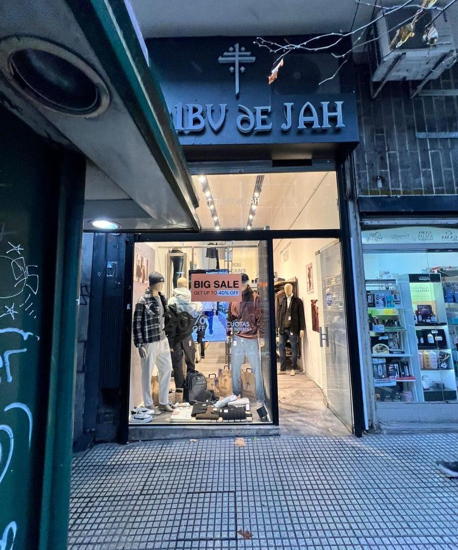 Local en Av. Santa Fe 3072