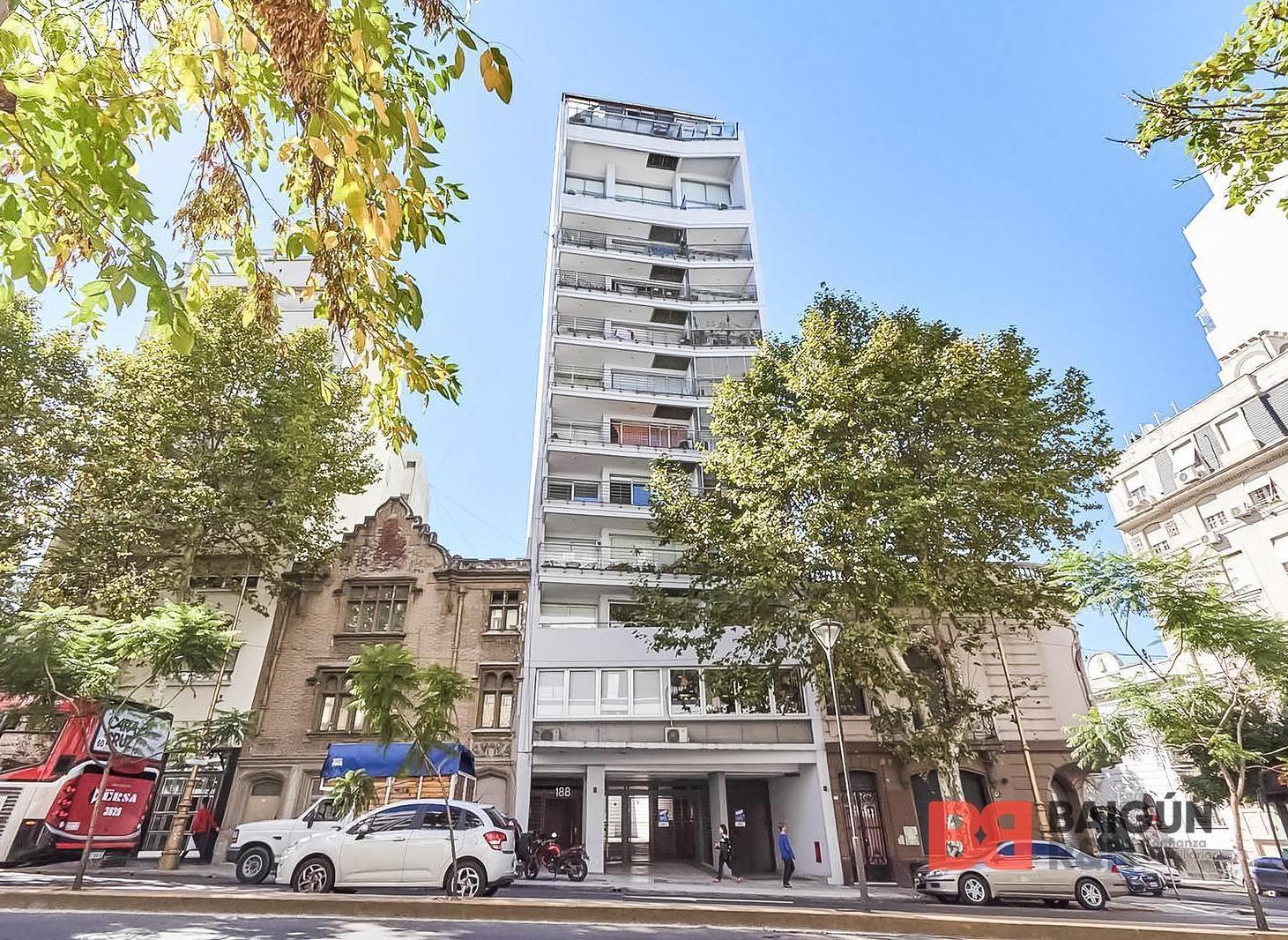 EN EDIFICIO NUEVO - VENTA CON RENTA