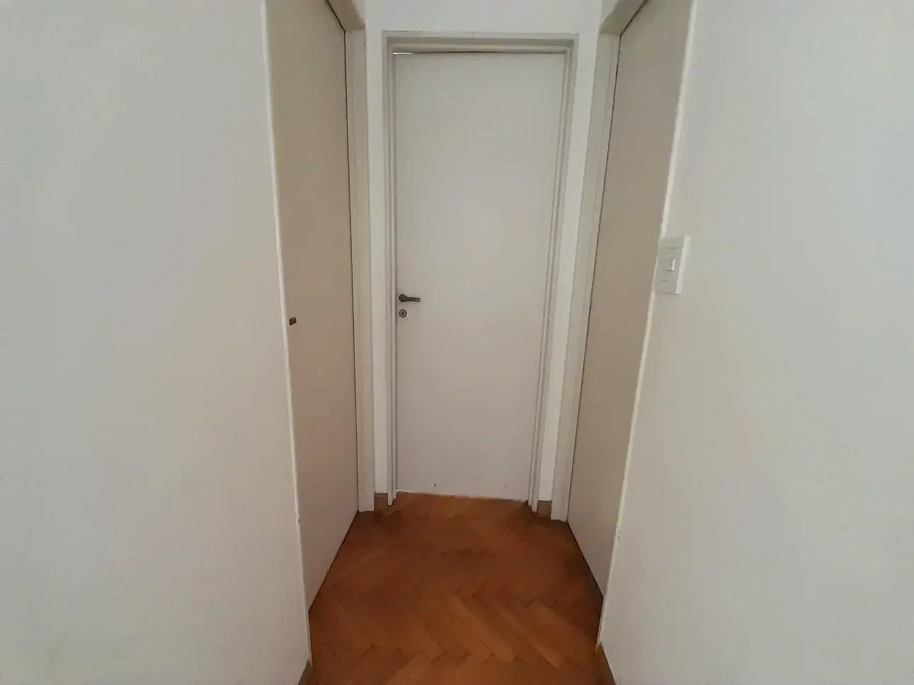 Departamento con cochera en Villa del Parque 4