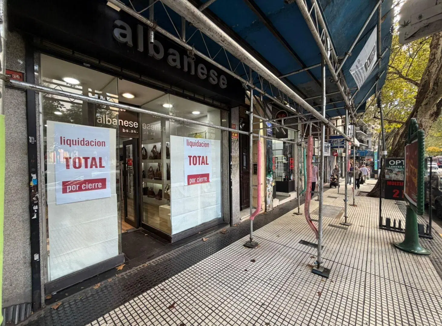 Local en Av. Santa Fe 2266 4