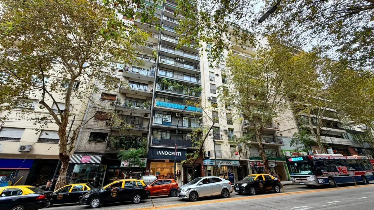 Venta Departamento 3 ambientes c/dependencia en Recoleta 5