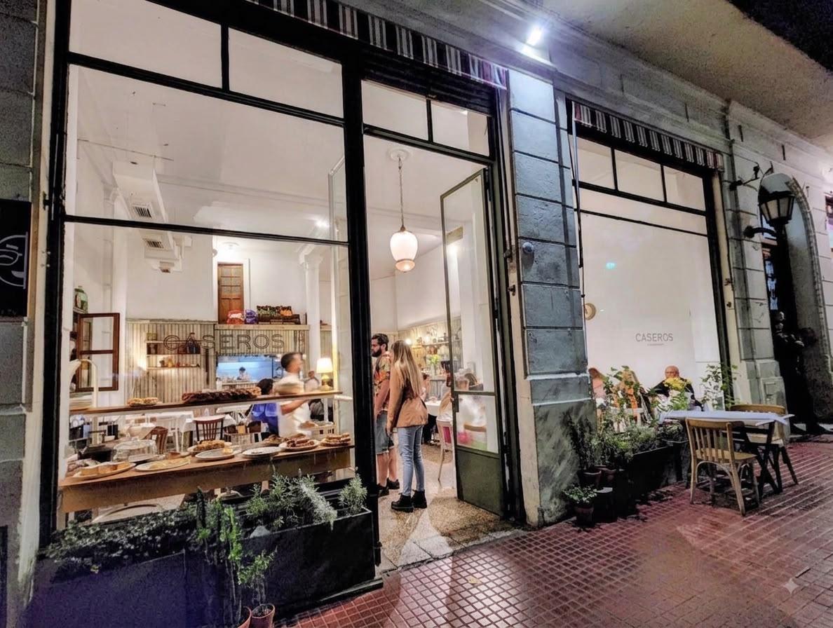 Foto de Local Comercial 100 m² con 10 m de Frente en San Telmo, imagen 2