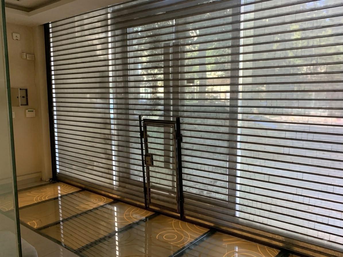 Foto de Local / Oficina 350 m² en 3 Plantas sobre Av. Córdoba, imagen 3