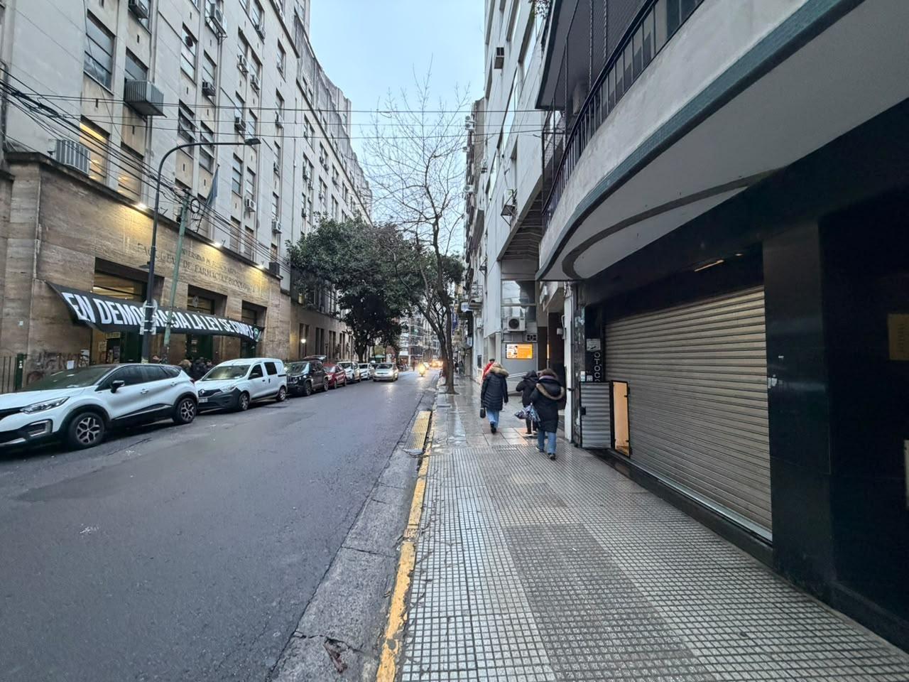 Foto de Local en Junin 945, imagen 1