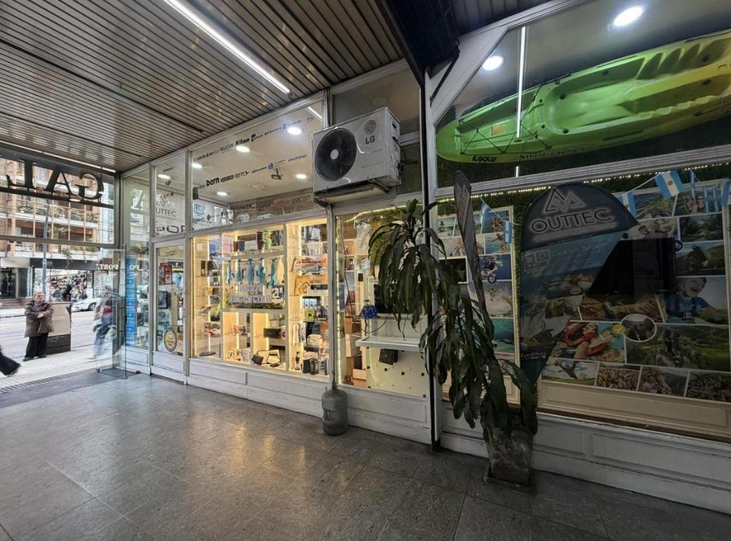 Foto de Local en Av. Santa Fe 1827, a metros de Av. Callao - 80 m², imagen 3