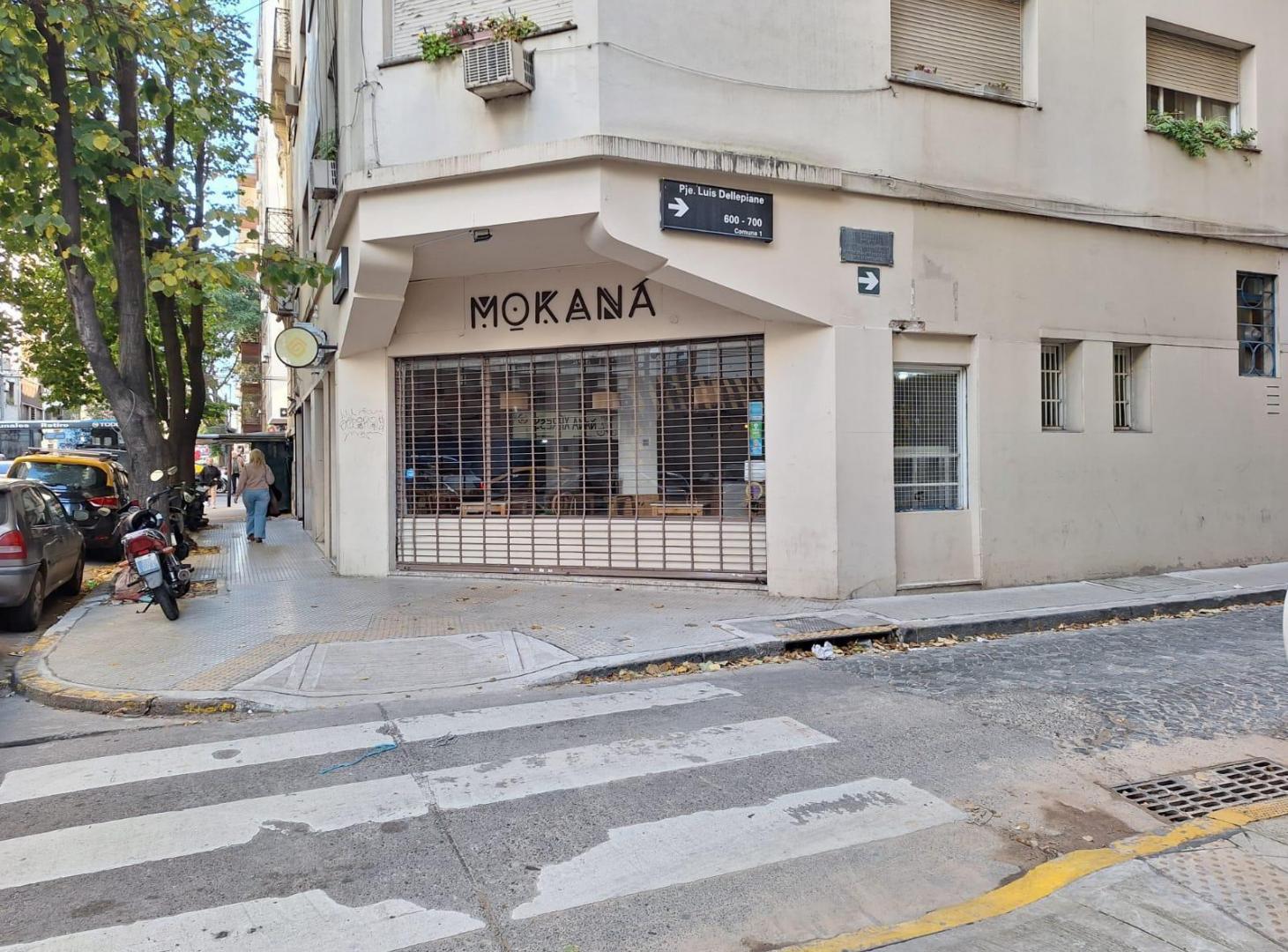 Foto de Local en esquina 70 m² en PB con gran vidriera – Tribunales, imagen 1