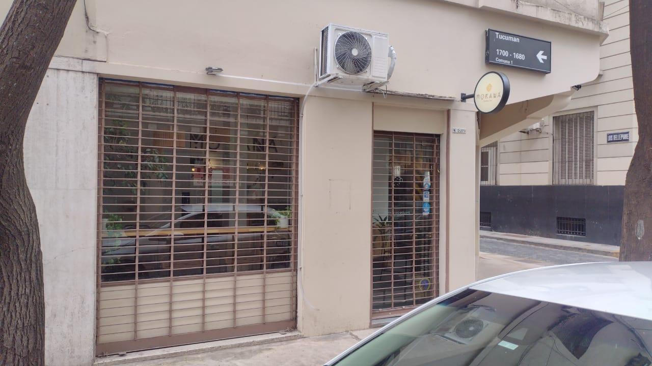 Foto de Local en esquina 70 m² en PB con gran vidriera – Tribunales, imagen 3