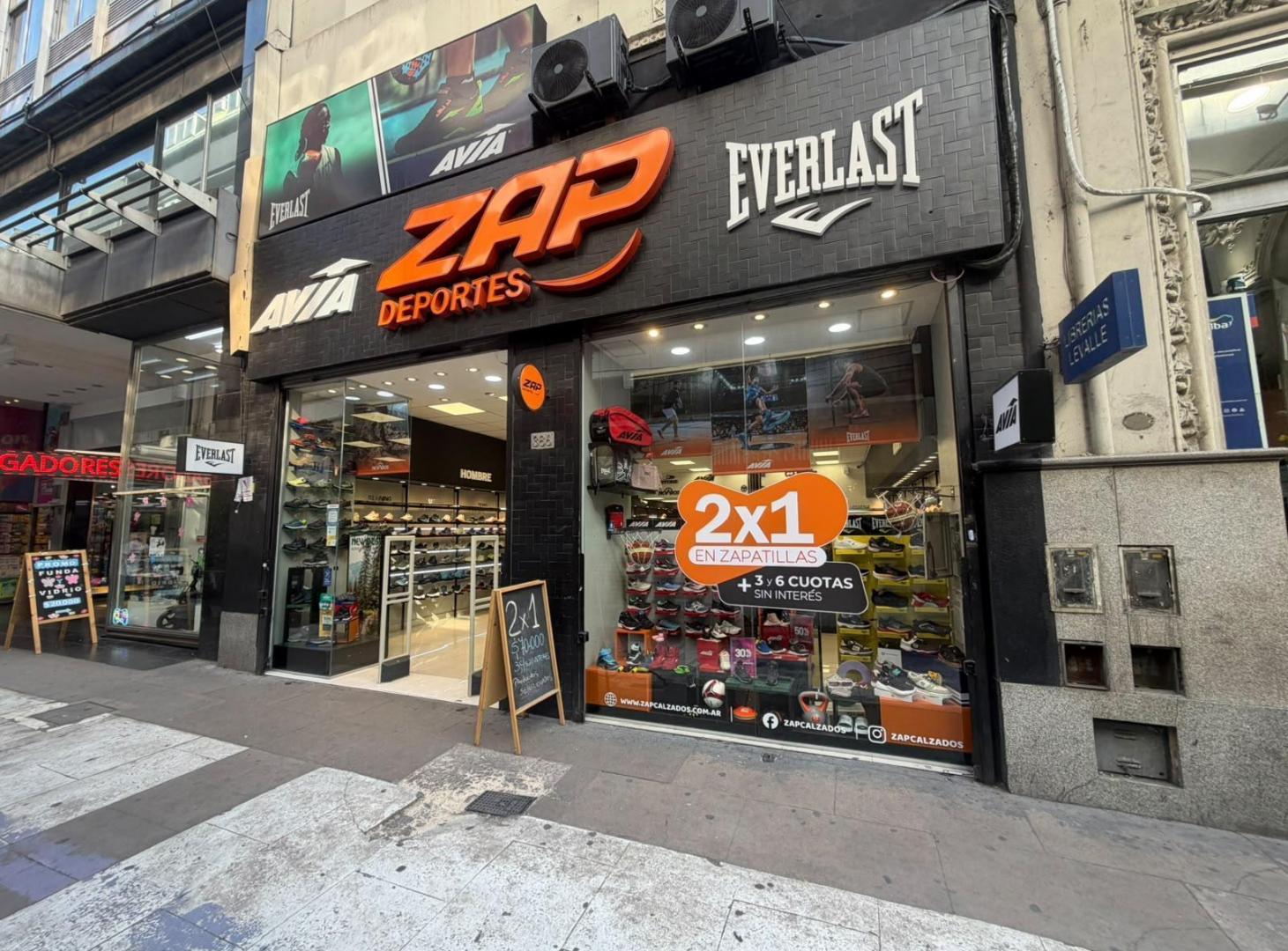 Foto de Local en Florida 386 y Av. Corrientes - 160 m² en planta baja, 295 m², imagen 2