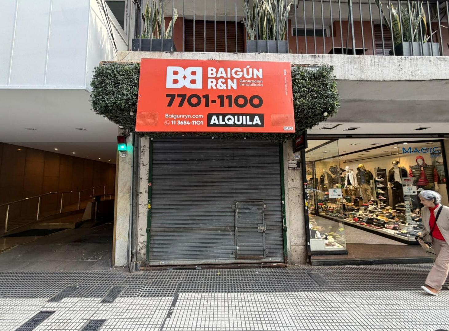 Foto de Local en Av. Santa Fe 1980, imagen 2