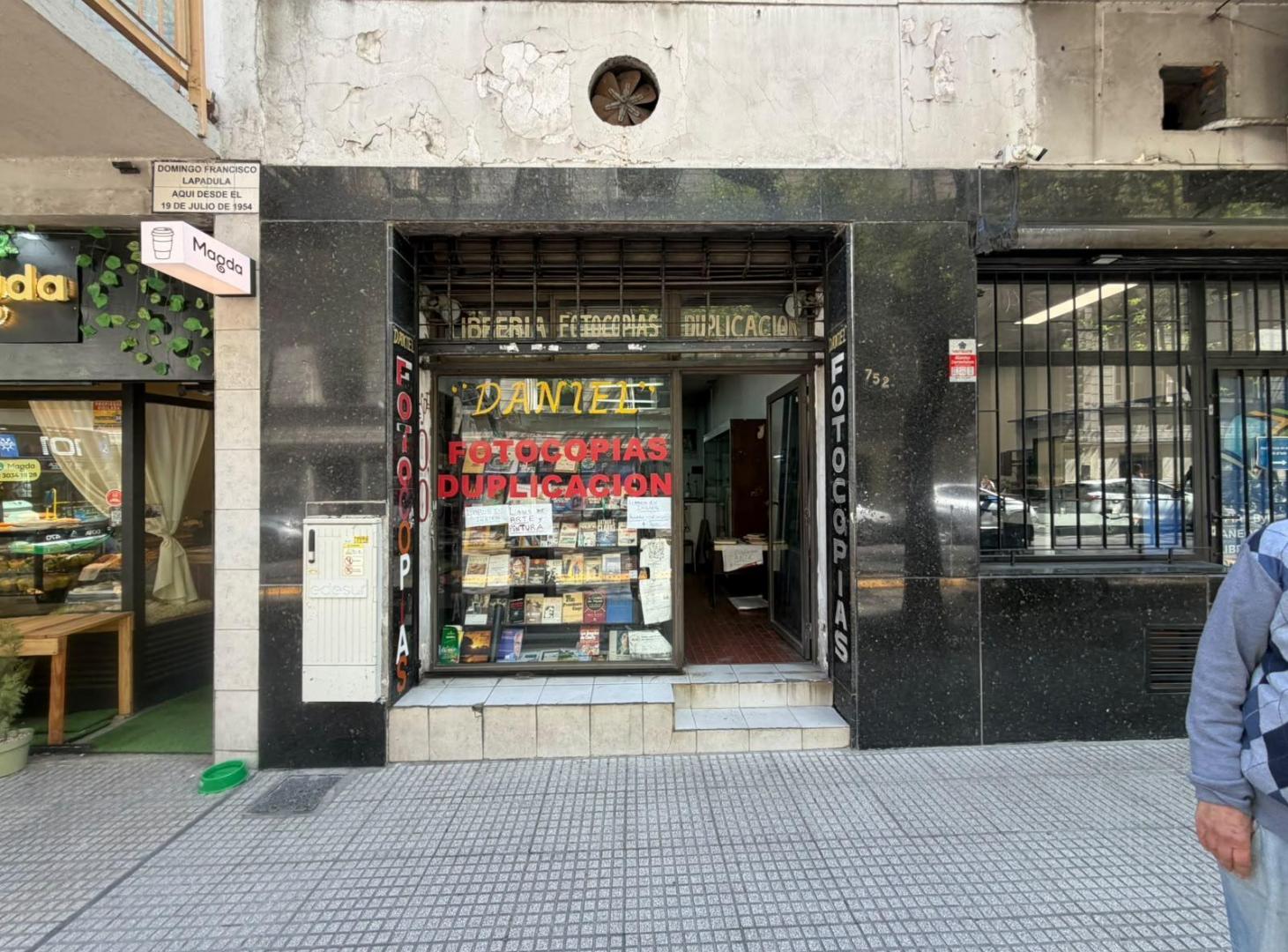 Foto de Local en Uriburu 752 - Superficie 60 m², imagen 1