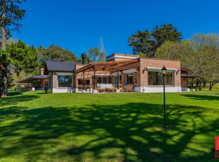 Foto de Marayui, 4 ambientes sobre la cancha de golf, imagen 1