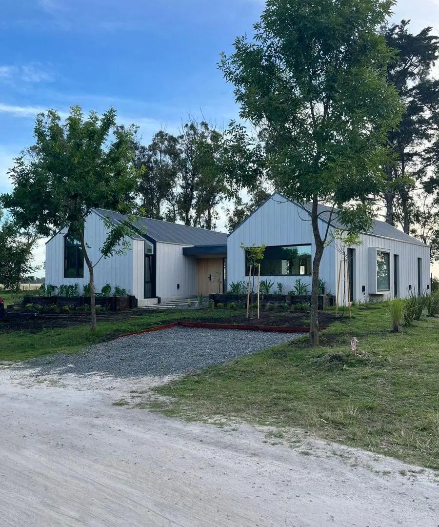 Casa de 4 ambientes, cerca de las canchas de tenis 2