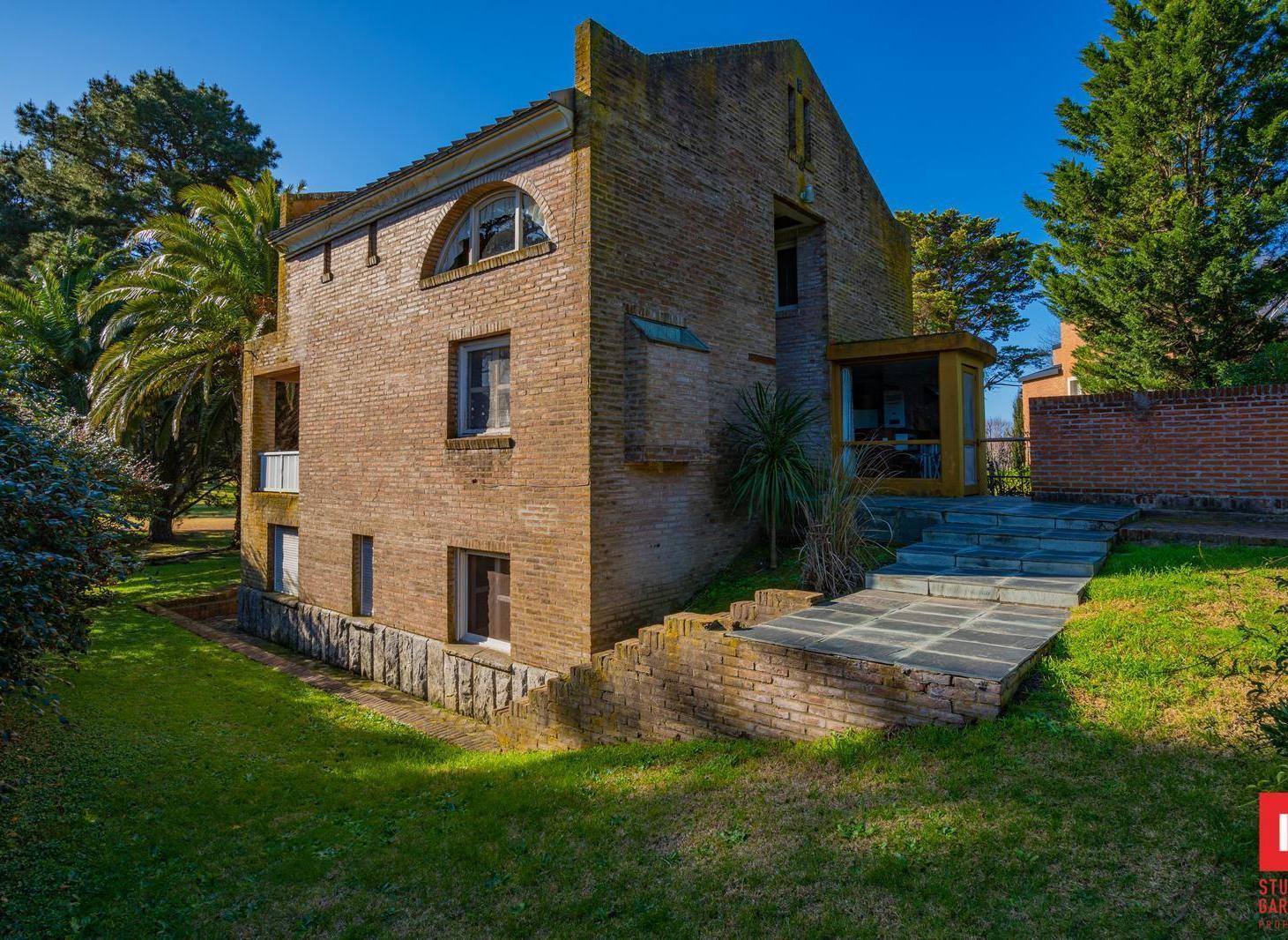 Venta casa 5 ambientes en Marayui Country Club