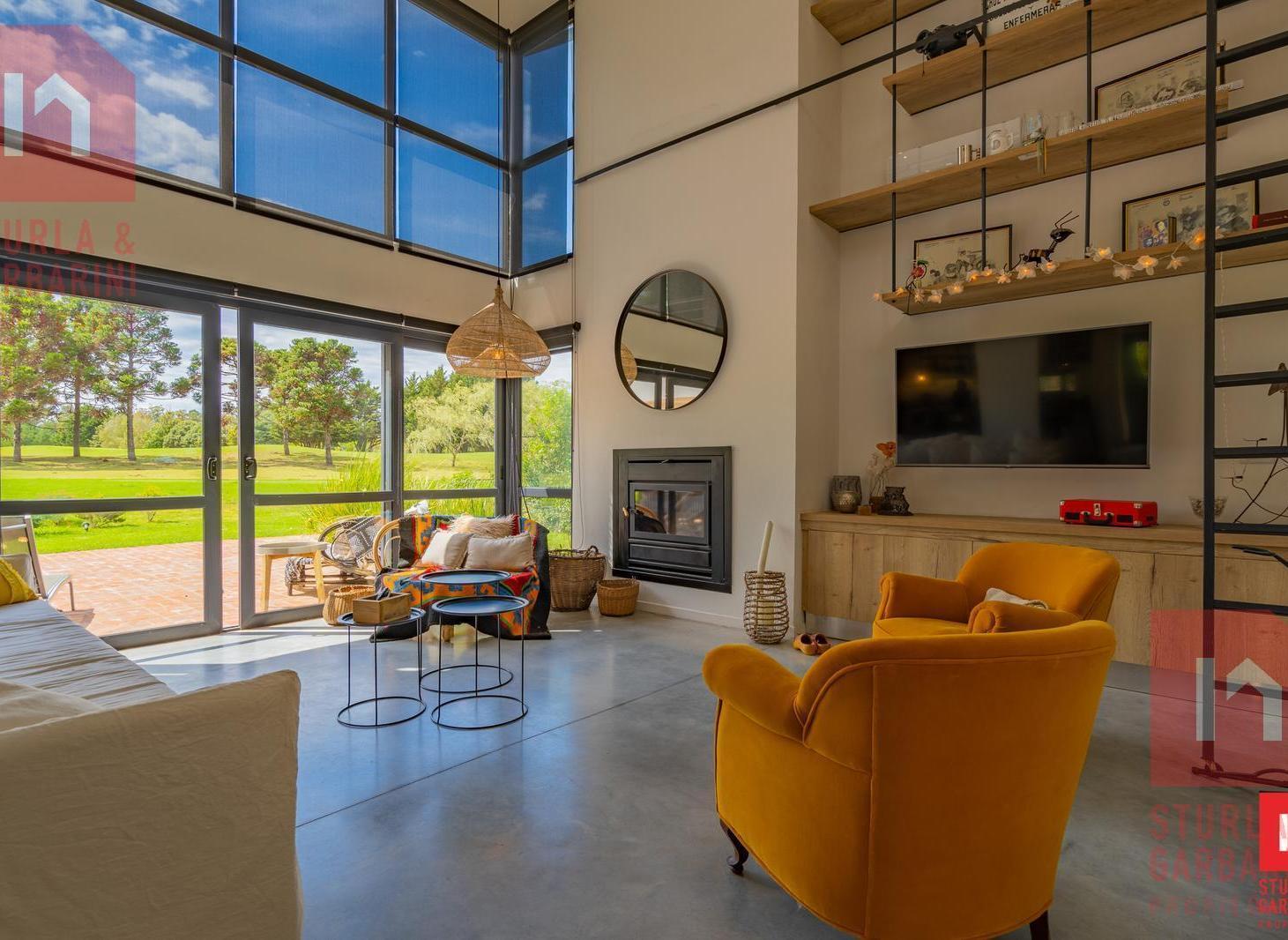 Foto de Casa de 3 dormitorios, sobre la cancha de golf en Marayui Country Club, imagen 3