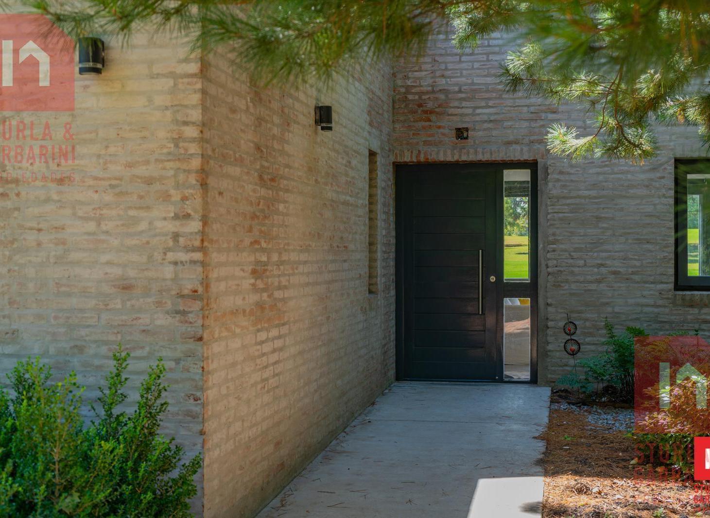 Foto de Casa de 3 dormitorios, sobre la cancha de golf en Marayui Country Club, imagen 1