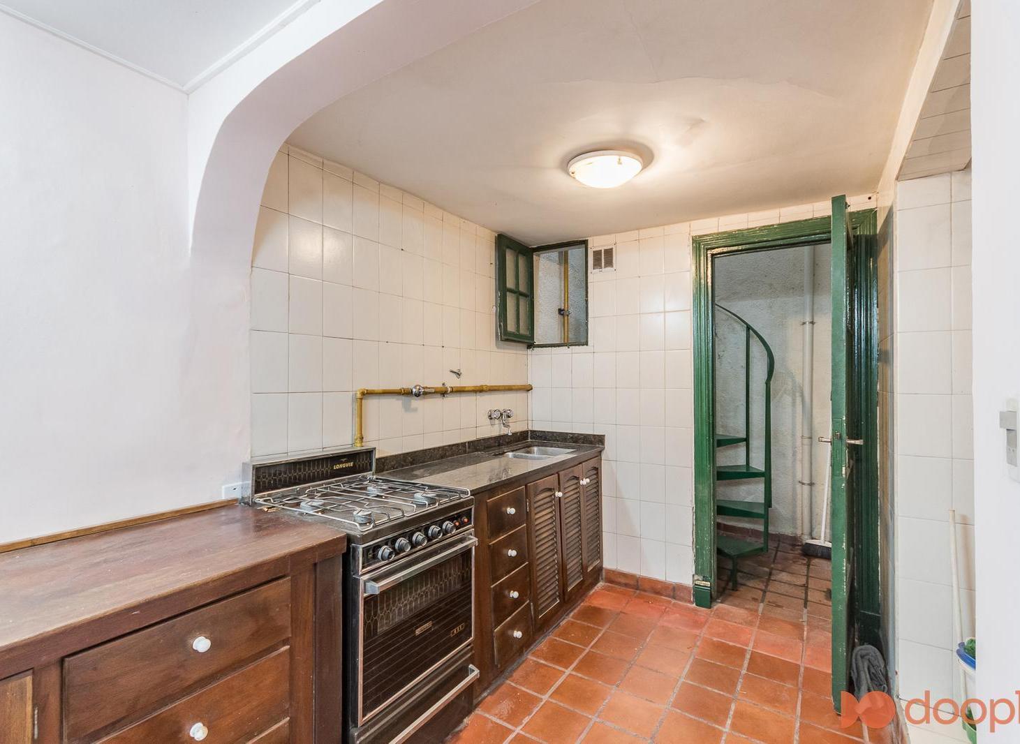 Venta semipiso 6 ambientes San Telmo loft y sótano
