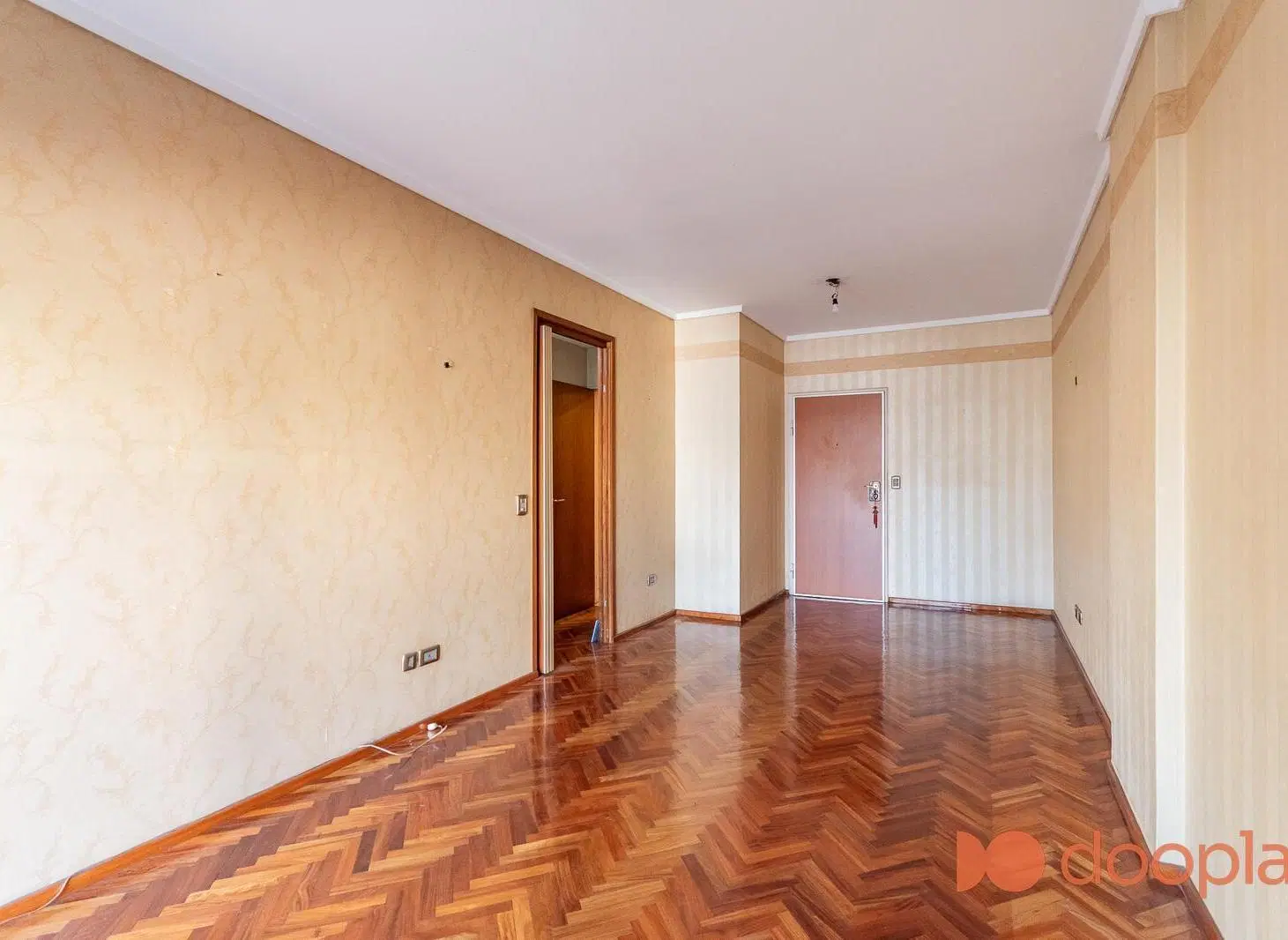 VENTA DEPARTAMENTO 3 AMBIENTES CON DEPENDENCIA FLORES BALCON BAULERA 5