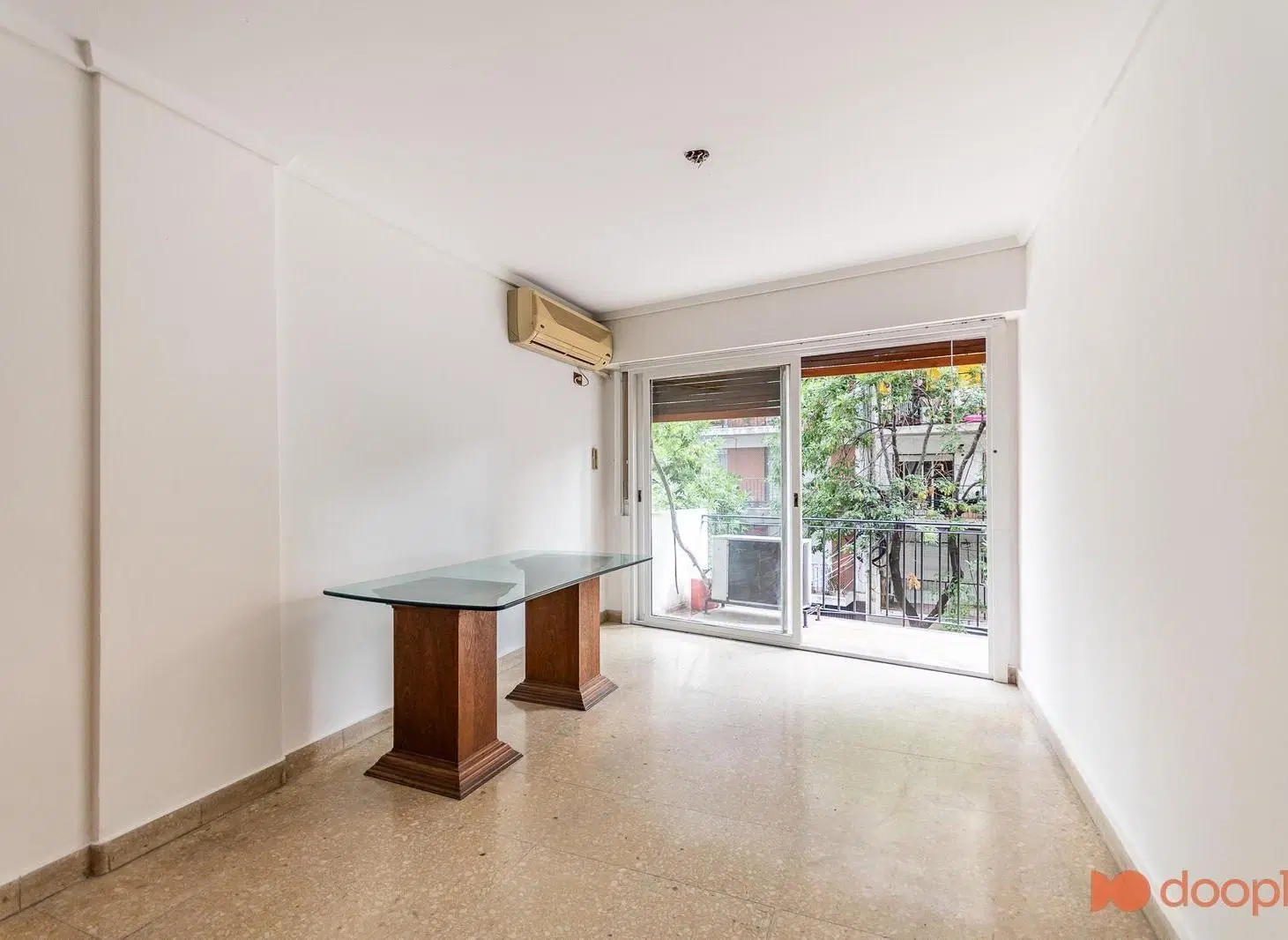 VENTA departamento 4 ambientes Colegiales DEPENDENCIA y COCHERA 2