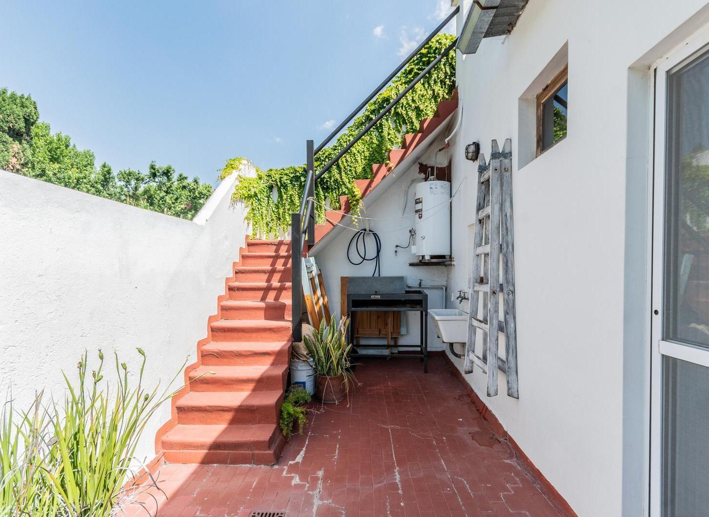 Foto de VENTA PH 4 AMBIENTES VICENTE LÓPEZ CON TERRAZA, imagen 3