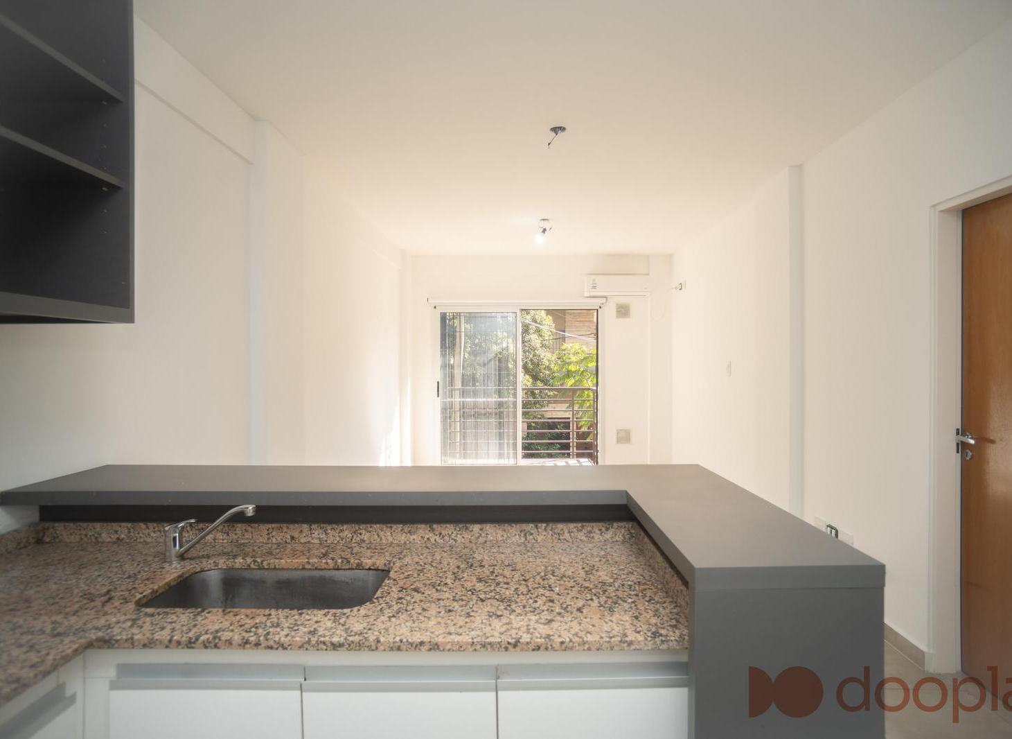 Foto de VENTA MONOAMBIENTE CON BALCÓN A FRENTE EN MONTE CASTRO, imagen 2