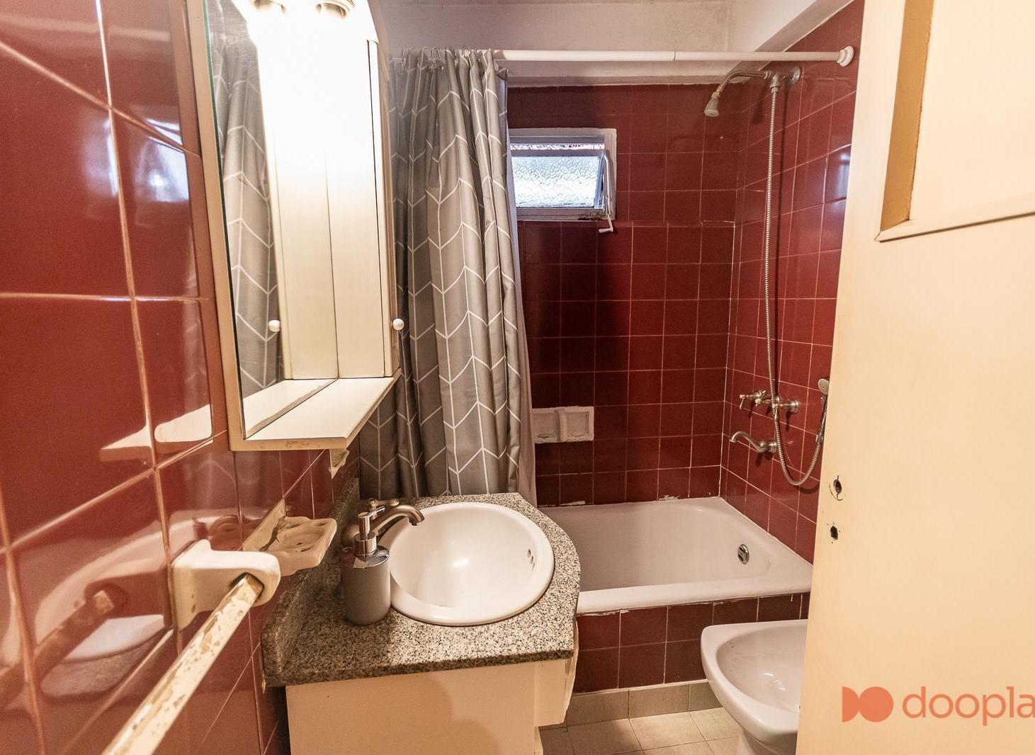 Foto de VENTA DEPARTAMENTO 3 AMBIENTES CON DEPENDENCIA BALCON PALERMO, imagen 3