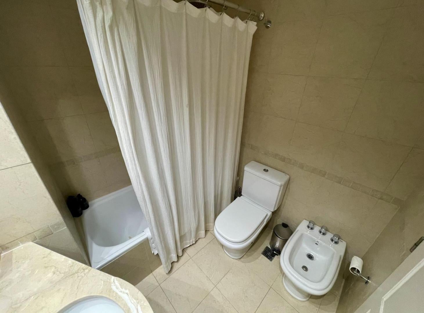 Foto de ALQUILER MONOAMBIENTE AMOBLADO CON BALCON Y COCHERA FULL AMMENITIES, imagen 4