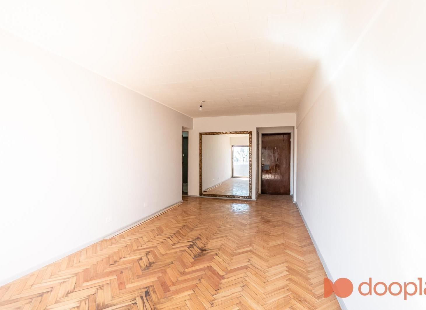 Foto de VENTA DEPARTAMENTO 4 AMBIENTES CABALLITO DEPENDENCIA COCHERA BALCÓN, imagen 5