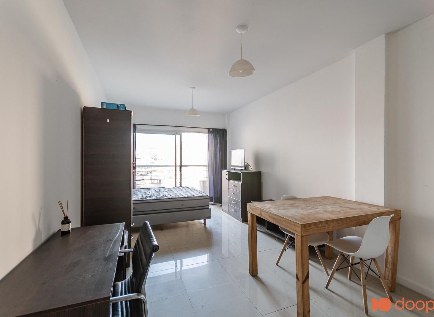 Foto de VENTA DEPARTAMENTO MONOAMBIENTE MONSERRAT CON BALCÓN, imagen 5