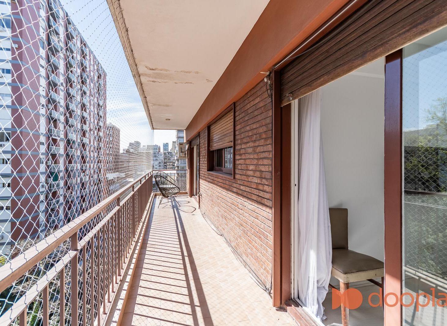 Foto de VENTA DEPARTAMENTO 3 AMBIENTES BELGRANO DEPENDENCIA COCHERA BALCON, imagen 2