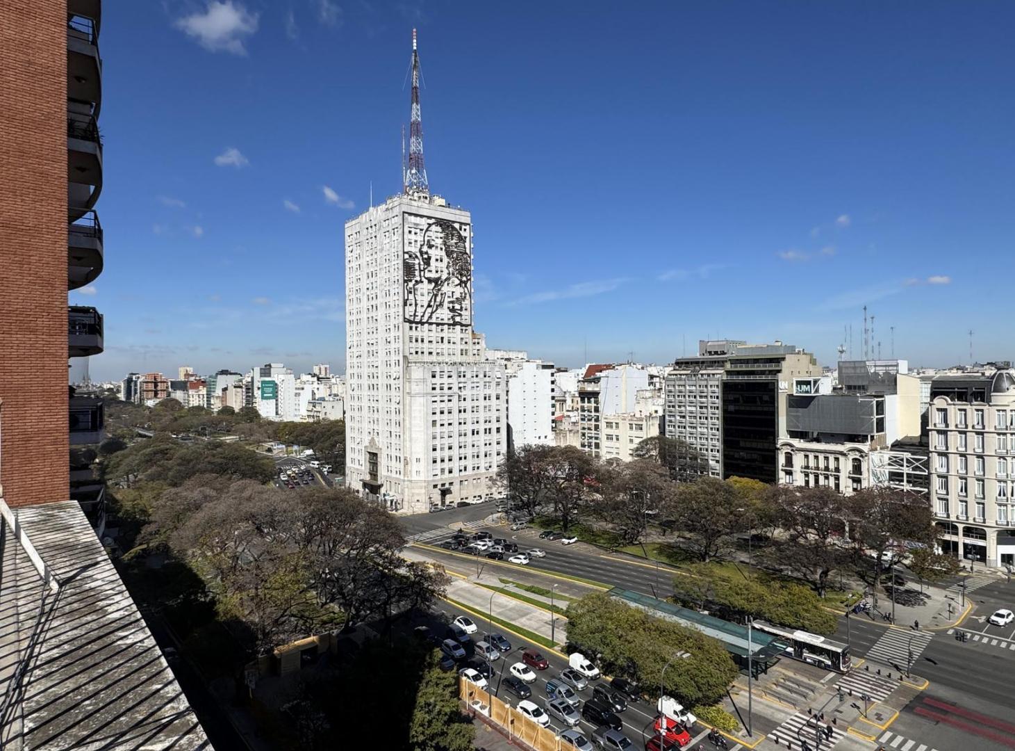 Foto de VENTA OFICINA MONSERRAT BALCON TERRAZA, imagen 3