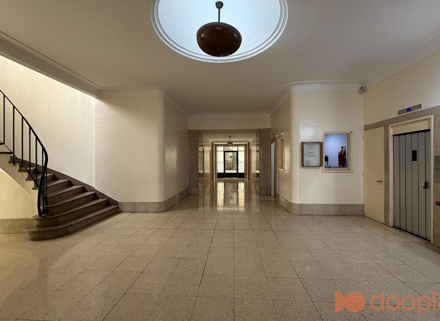 Foto de Venta departamento 3 ambientes Monserrat apto crédito, imagen 2