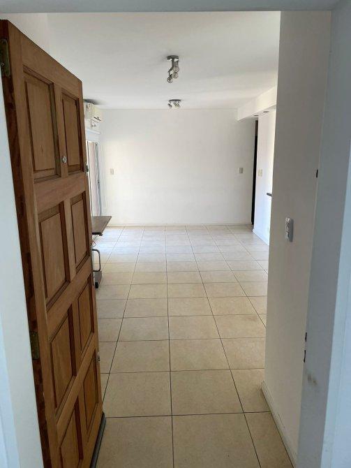 Impecable Departamento 2 Ambientes con Cochera. 4