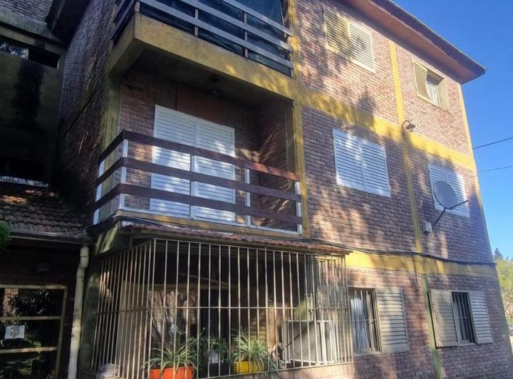 Alquiler de departamento 3 ambientes en Complejo Autónomos, Barrio Coca Cola 1