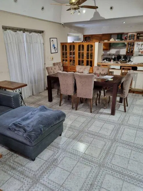 CASA 4 AMBIENTES CON COCHERA 5