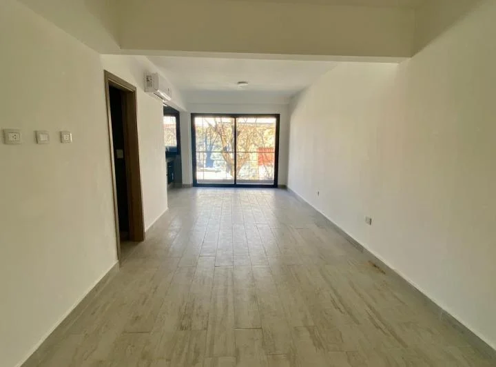 Alquiler departamento 2 ambiente toilette balcón frente estrenar  Coghlan 2