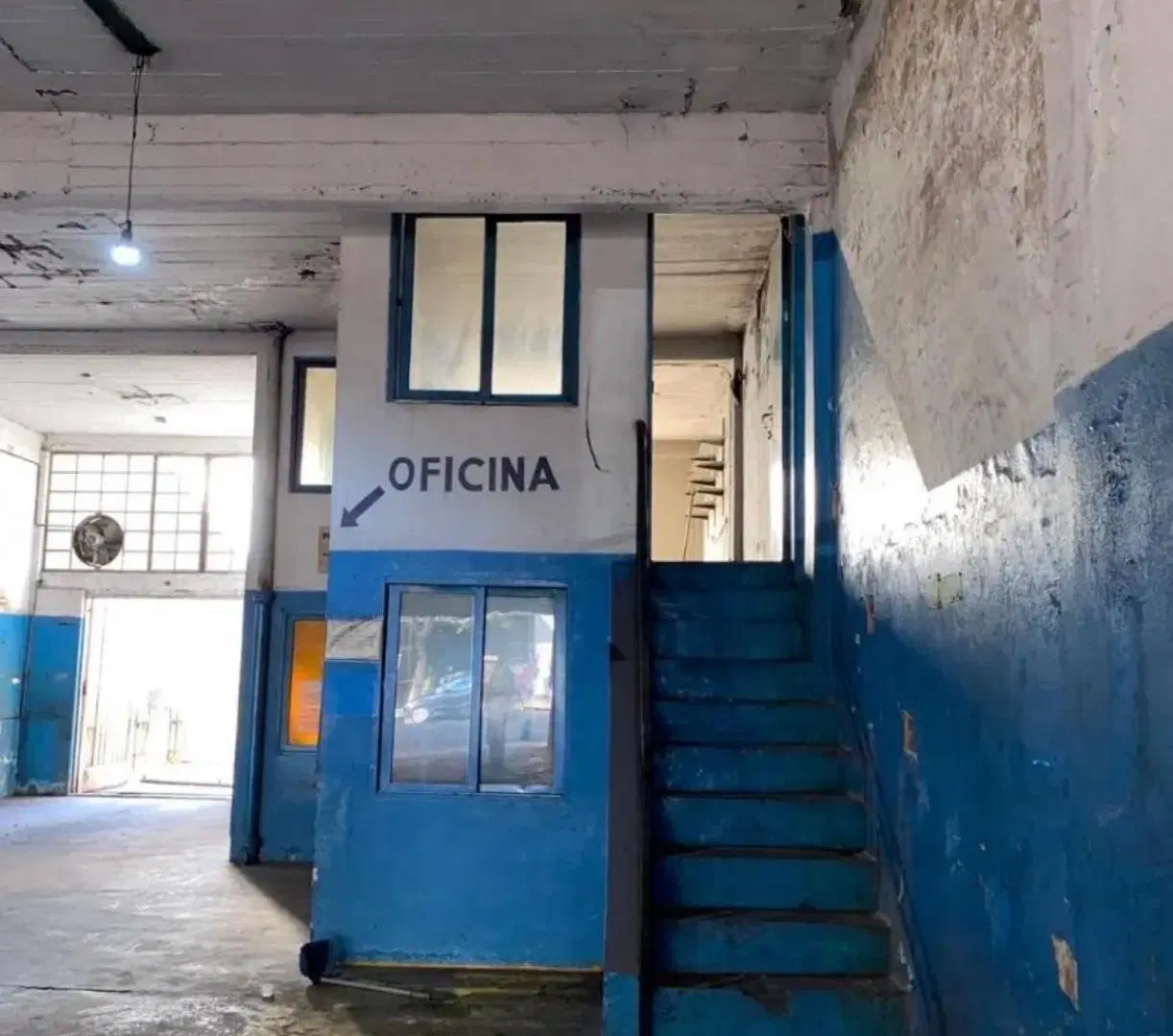 Se alquila local comercial + vivienda en Av. Independencia al 2700. 400m2 2