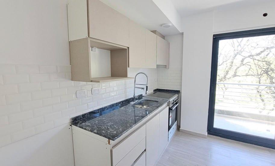 Foto de Se vende impecable monoambiente en Monasterio al 100. Parque Patricios, imagen 2