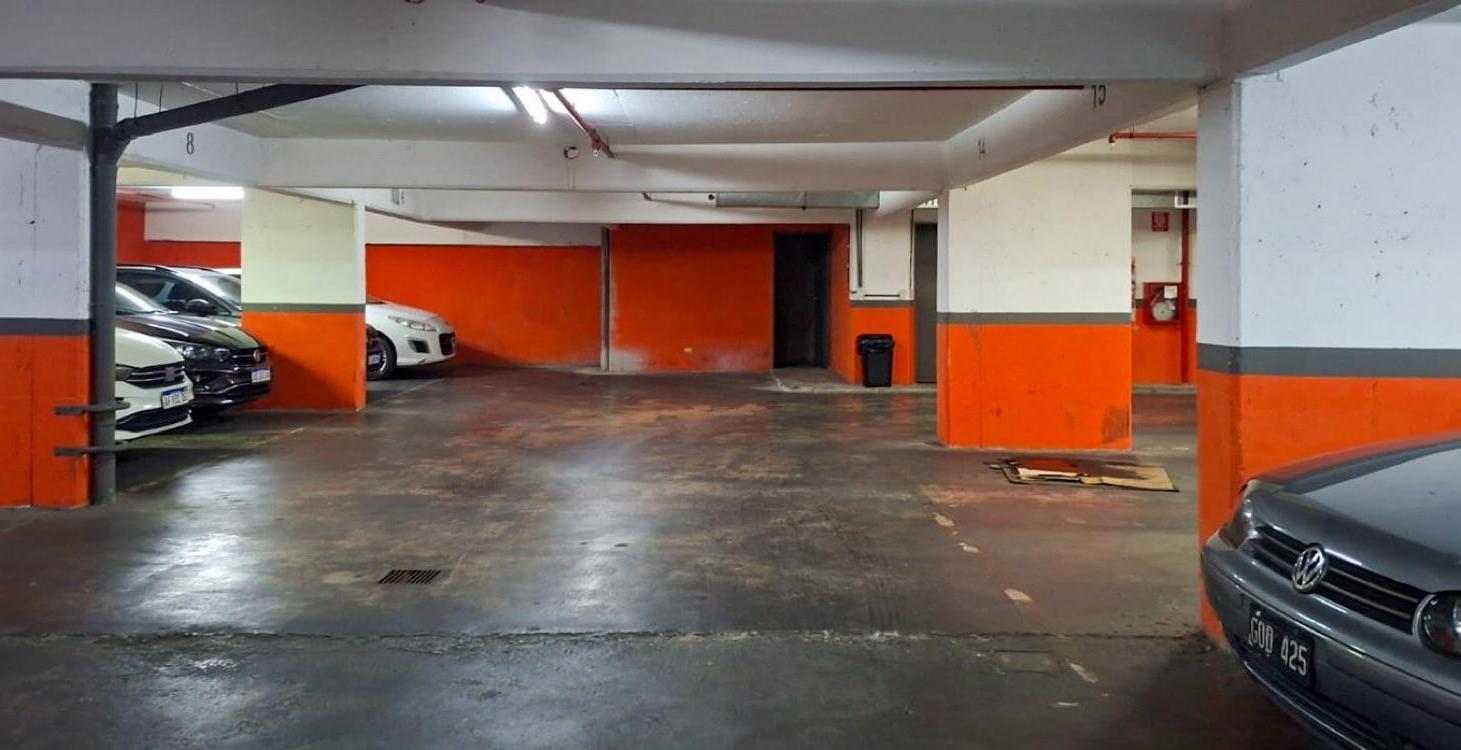 Foto de Cochera en venta en av. Independencia y Virrey Liniers. 15m2, imagen 2