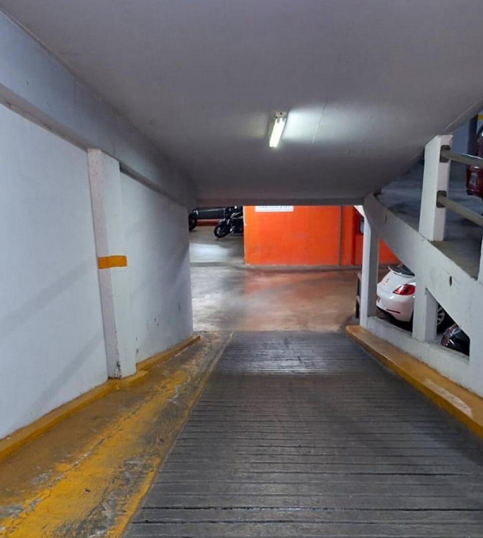 Foto de Cochera en venta en av. Independencia y Virrey Liniers. 15m2, imagen 4